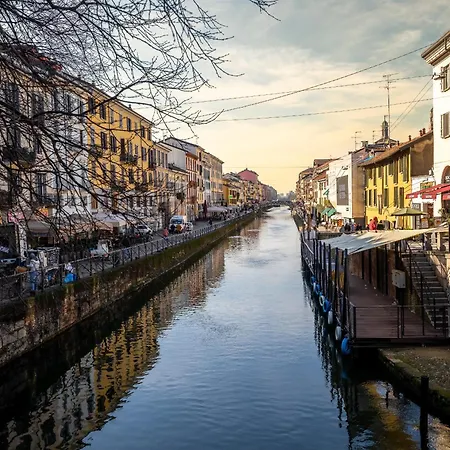 Tra Navigli E Sant'ambrogio La Casa Di Stefano *
